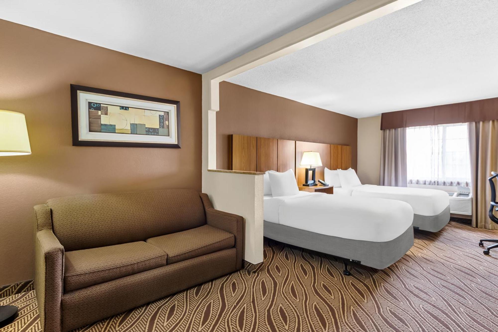 Quality Inn & Suites Airport North - Stone Oak San Antonio Zewnętrze zdjęcie
