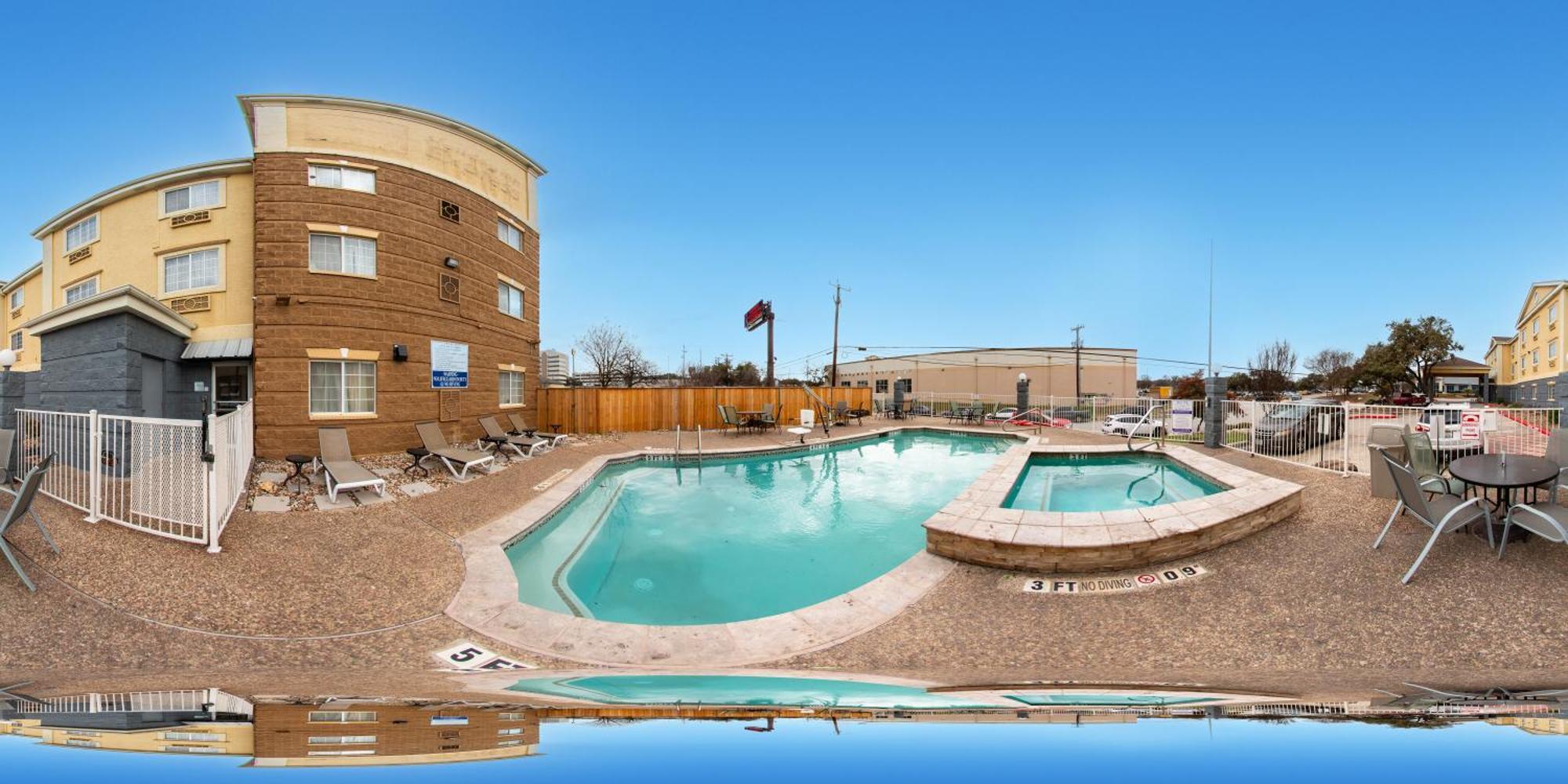 Quality Inn & Suites Airport North - Stone Oak San Antonio Zewnętrze zdjęcie